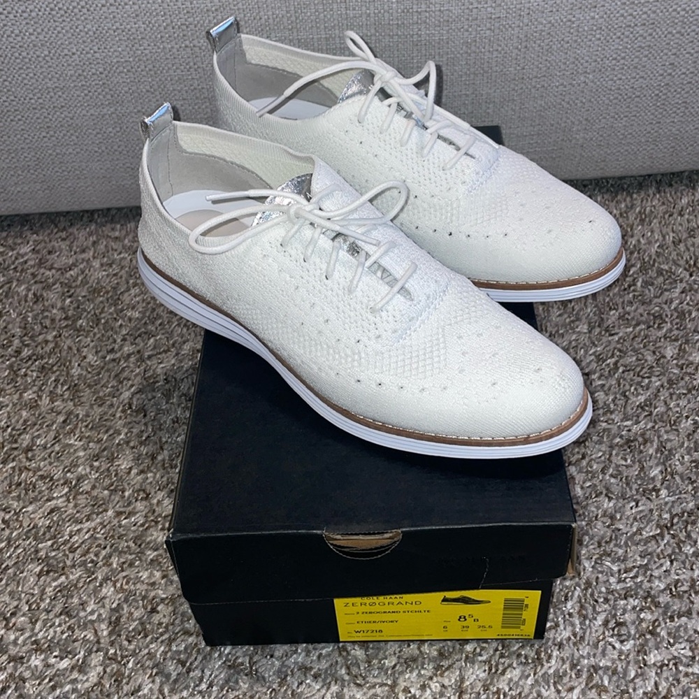 Zero Grand Ivory Knit Lace-Up Oxford Shoes